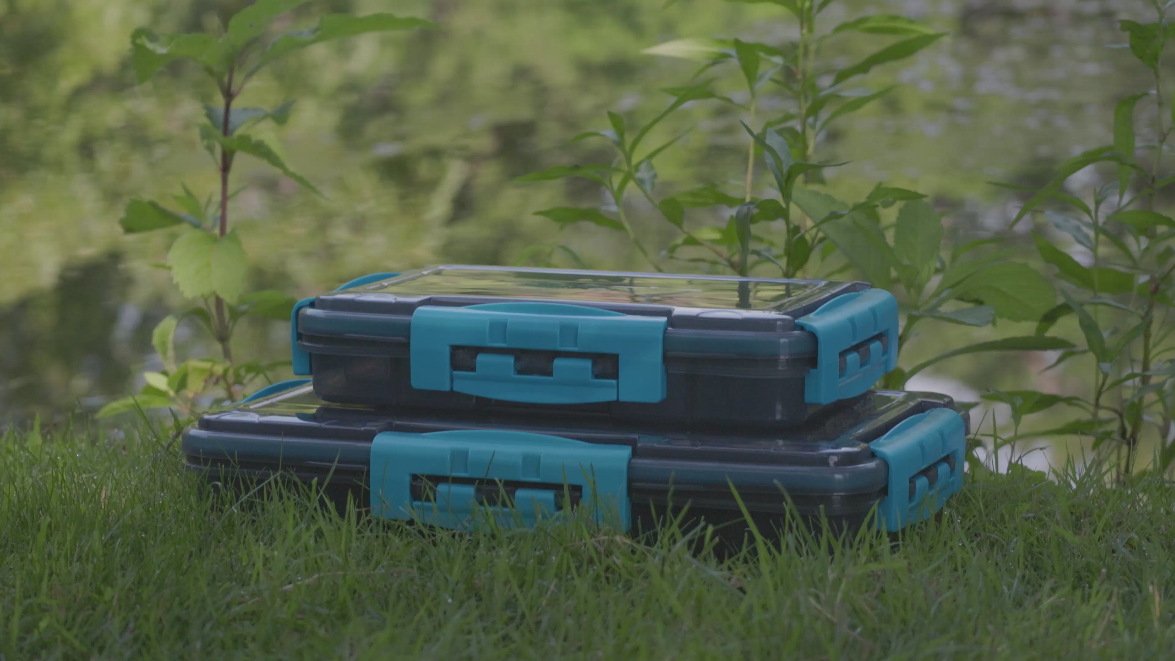 Reaction Tackle Premium Tackle Tray- High Performance and Waterproof with 3 Resilient Clips